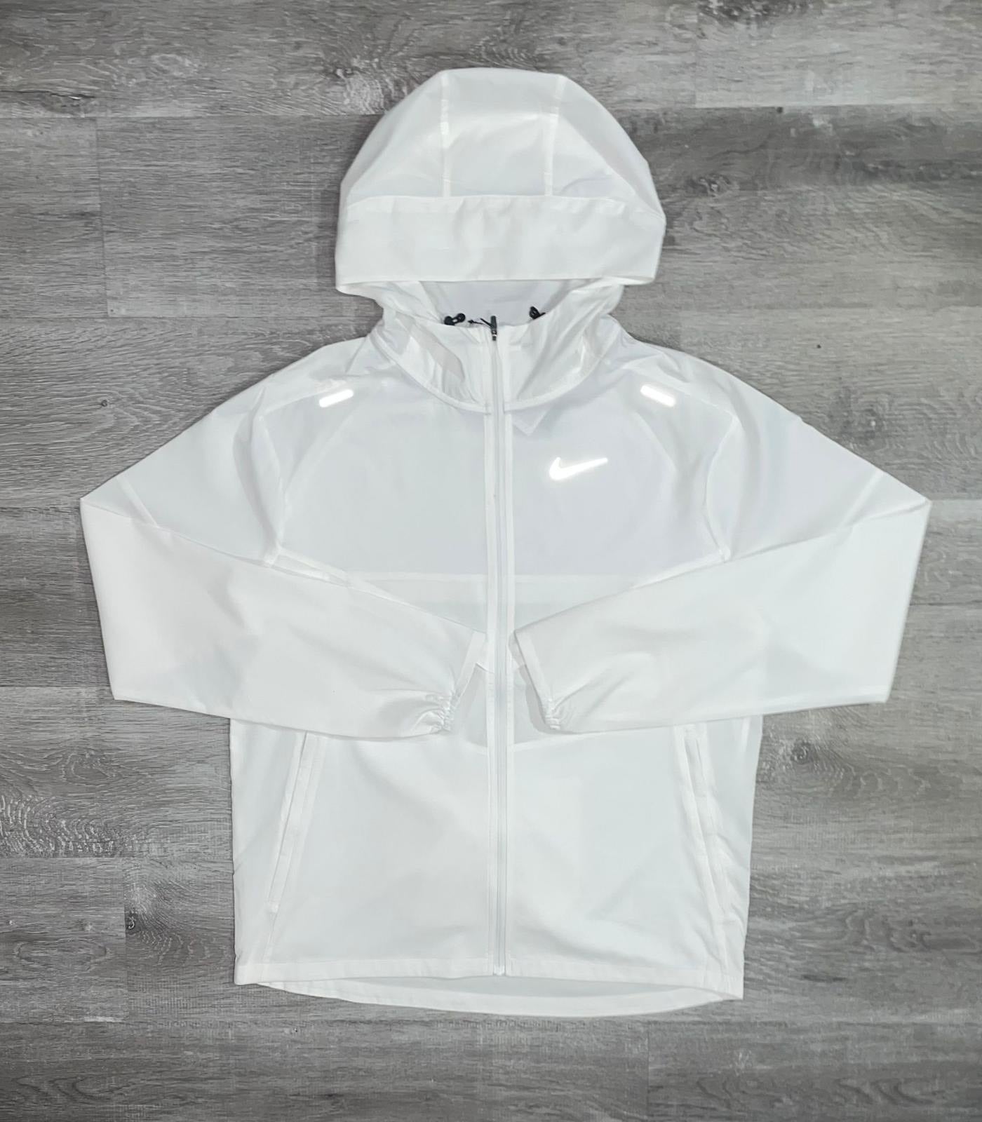 Gray and white nike windbreaker best sale