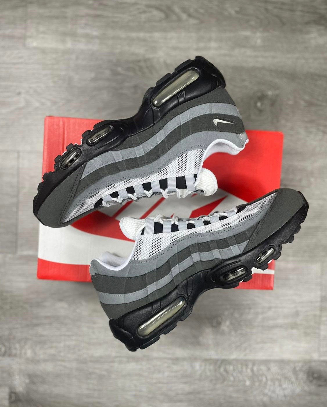 Nike Air Max 95 'Grey Jewel'