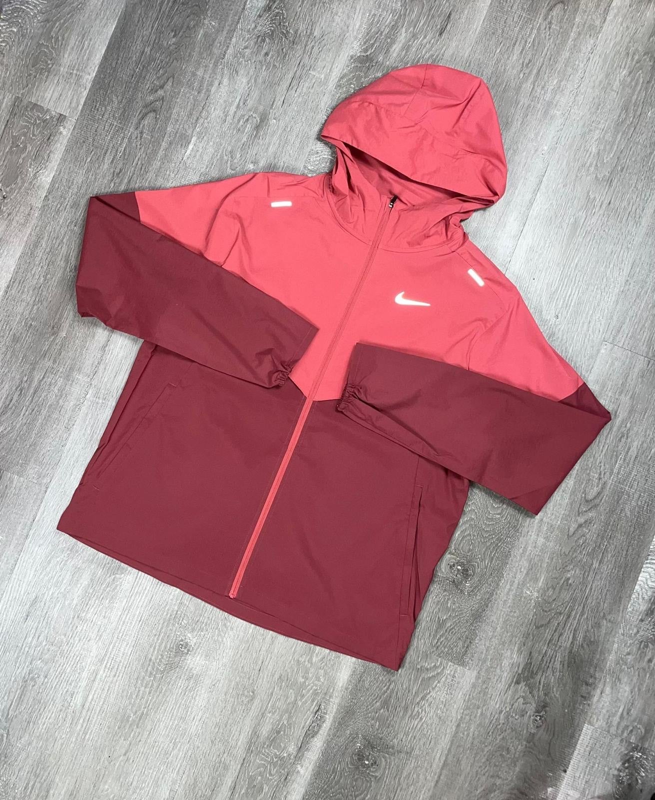 Nike 'Adobe Red' Run Repel UV Windrunner