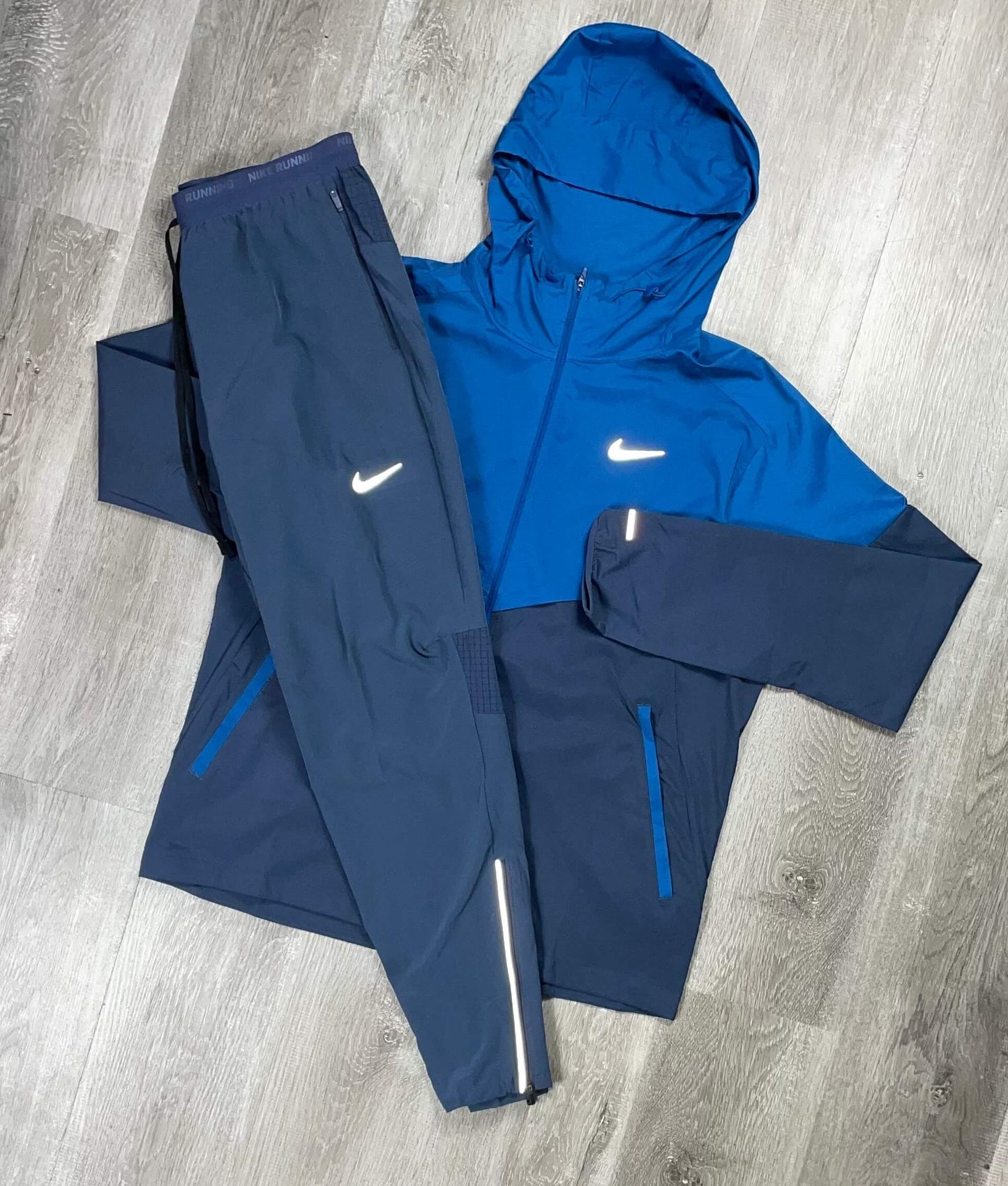 Nike 'Thunder Blue' Run Repel UV Windrunner