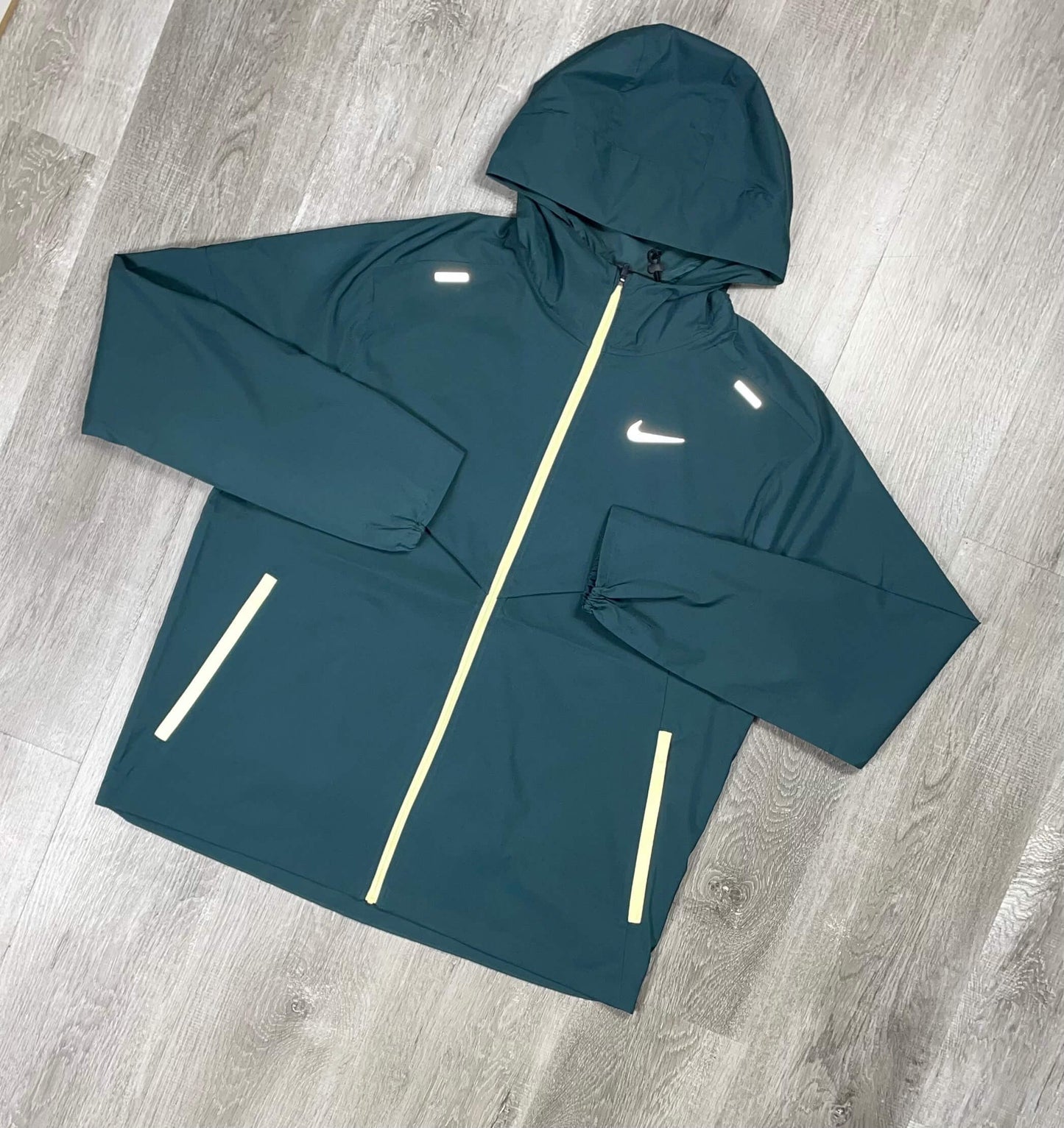 Nike 'Deep Jungle' Run Repel UV Windrunner