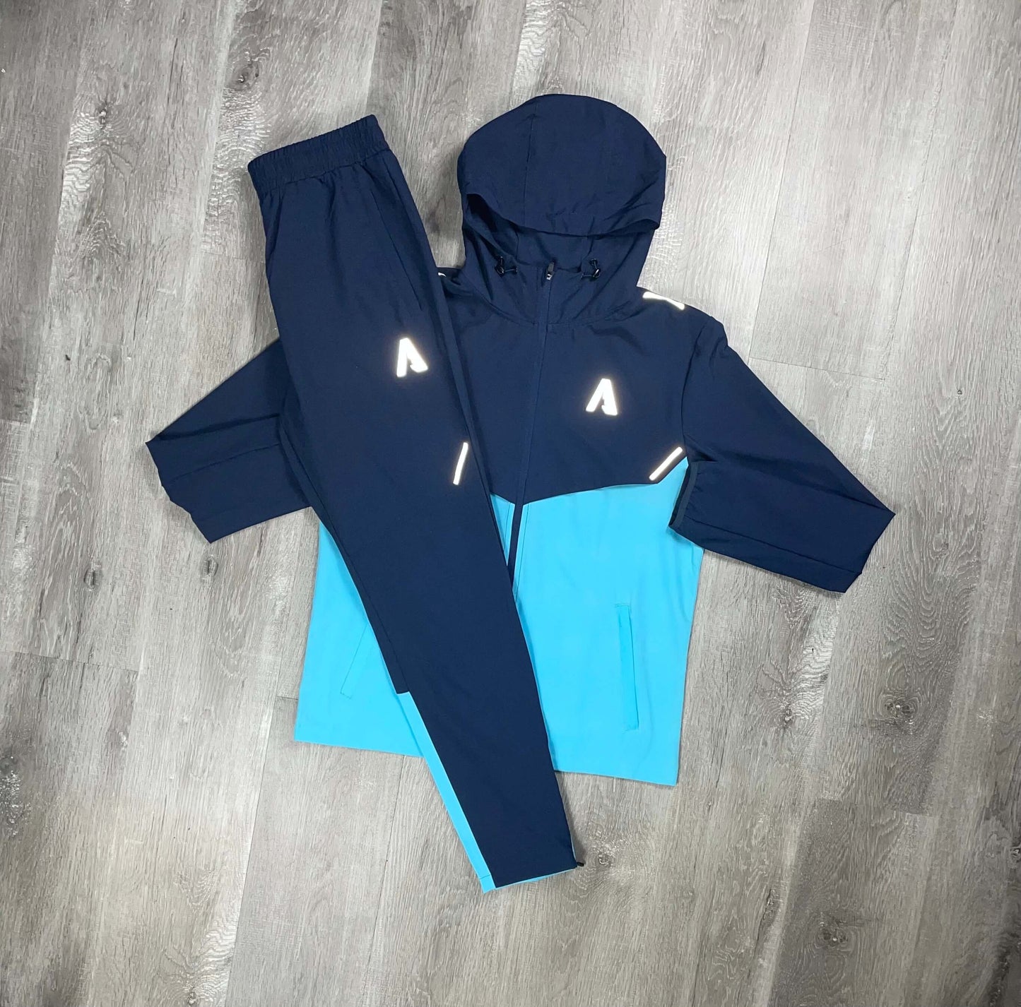 Aptrek 'Hyper Truquoise' Peak Tracksuit Set