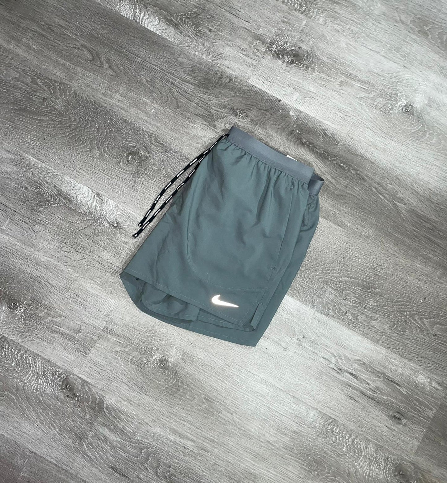 Nike Flex Stride Grey 5" Shorts