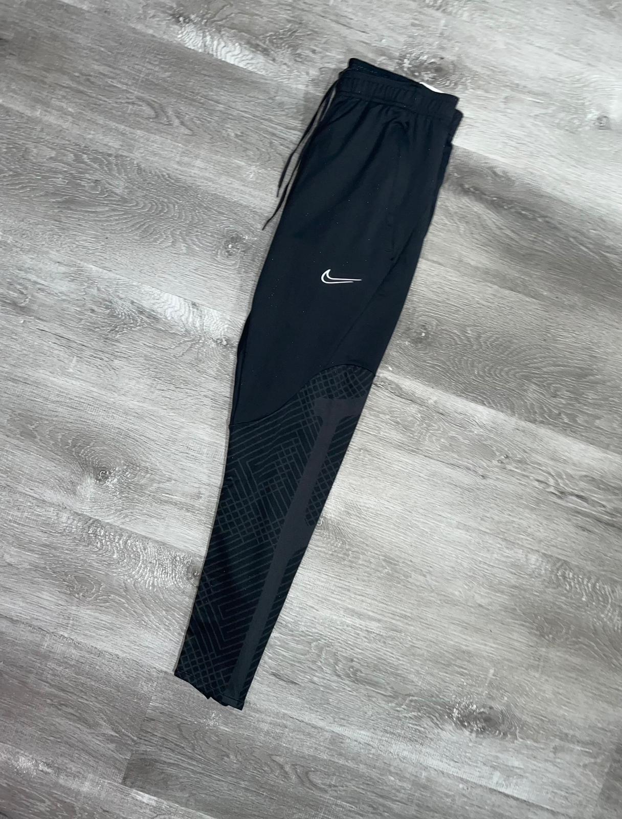 Nike Dri-Fit Strike Black Bottoms